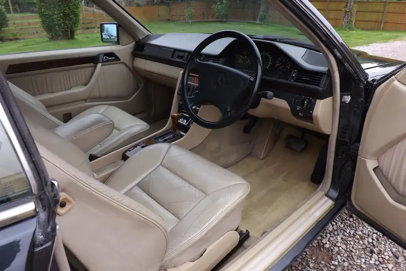 1993 Mercedes-Benz 320CE 24V-Sold