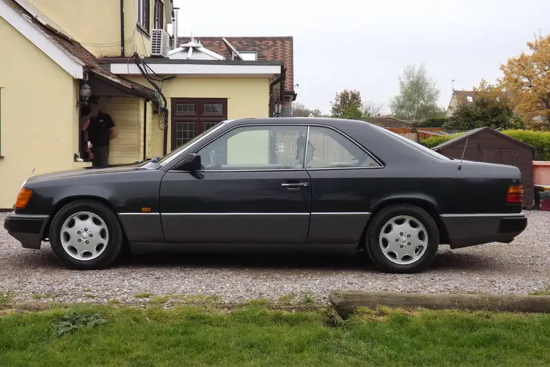 1993 Mercedes-Benz 320CE 24V-Sold