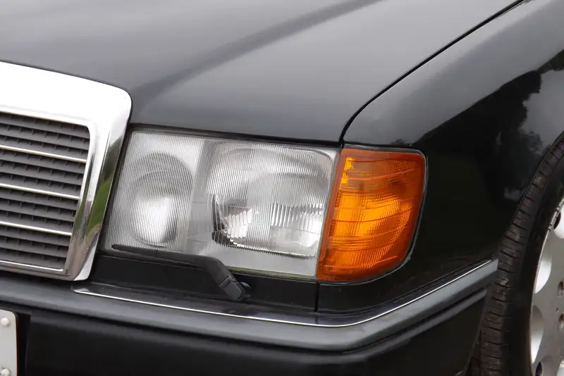1993 Mercedes-Benz 320CE 24V-Sold