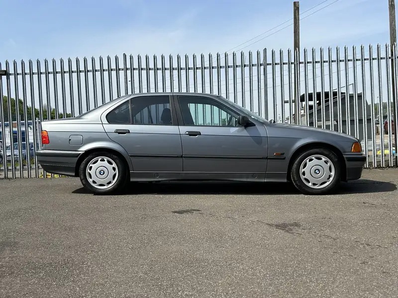 1994 BMW 318i E36-Sold