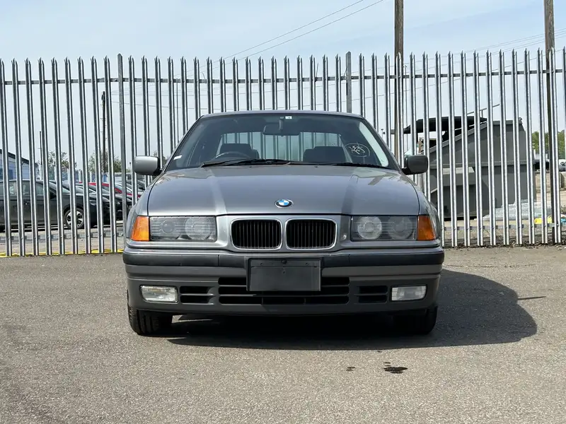 1994 BMW 318i E36-Sold