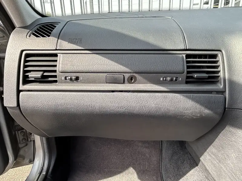 1994 BMW 318i E36-Sold