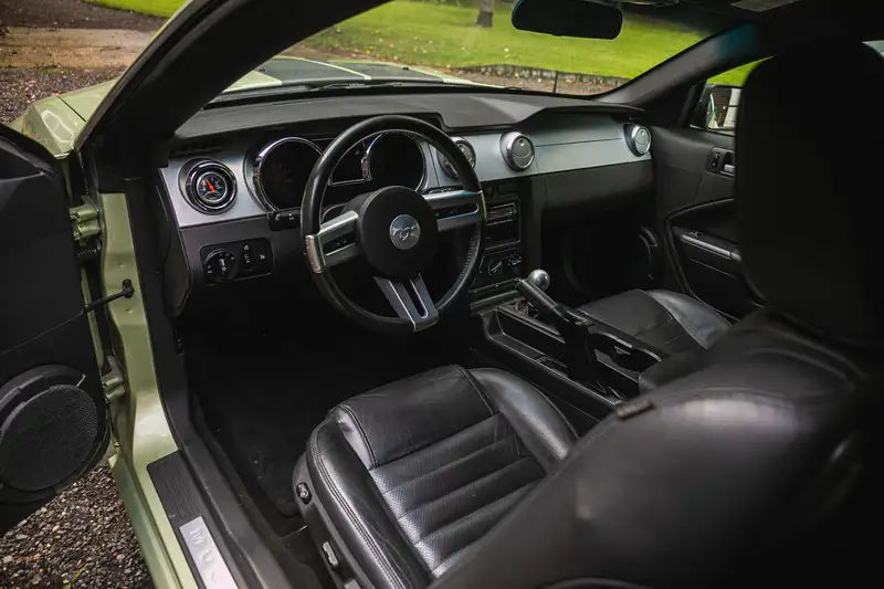 2005 Ford Mustang GT Premium Supercharged 4.6-Litre V8 Manua-Sold