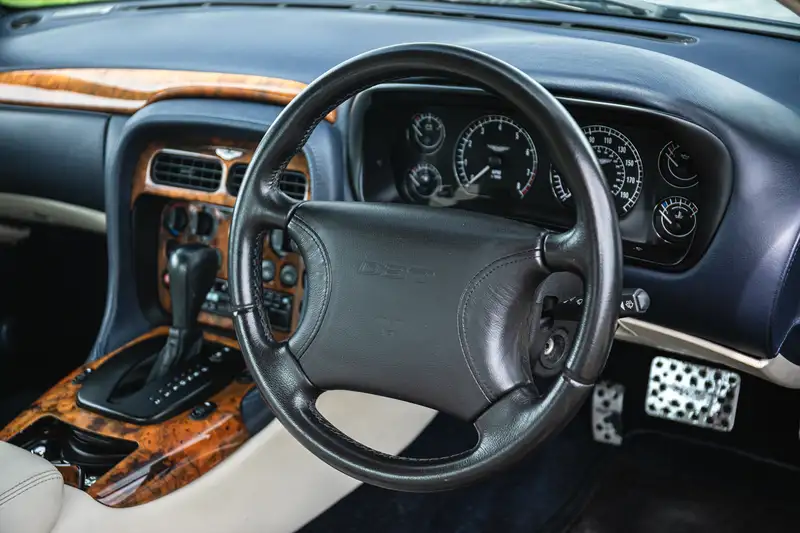 2001 Aston Martin DB7 Vantage V12 Coupé-Sold