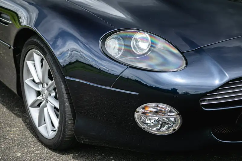 2001 Aston Martin DB7 Vantage V12 Coupé-Sold