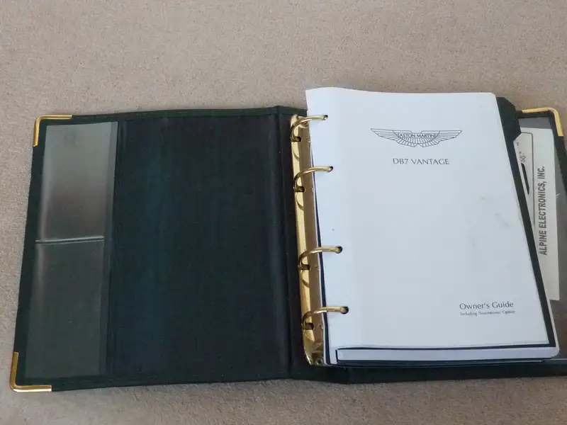 2001 Aston Martin DB7 Vantage V12 Coupé-Sold