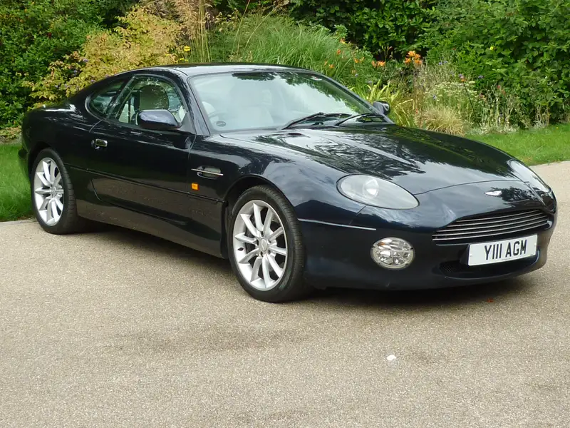 2001 Aston Martin DB7 Vantage V12 Coupé-Sold