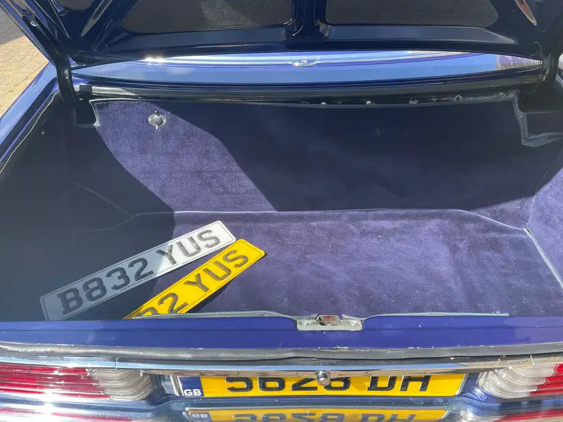 1985 Mercedes-Benz 500SL (R107)-Sold