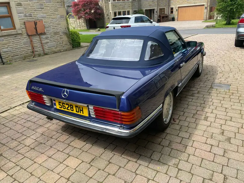 1985 Mercedes-Benz 500SL (R107)-Sold