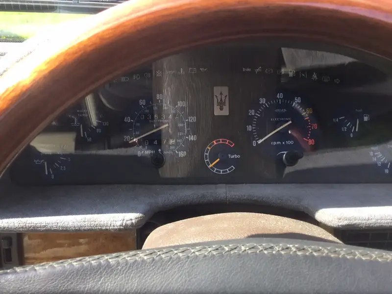 1991 Maserati 222 E-Sold