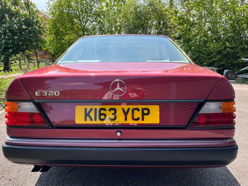 1992 Mercedes-Benz 320 CE (W124)-Sold