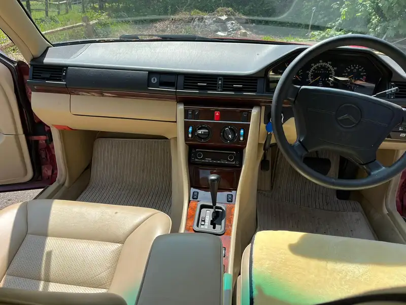 1992 Mercedes-Benz 320 CE (W124)-Sold