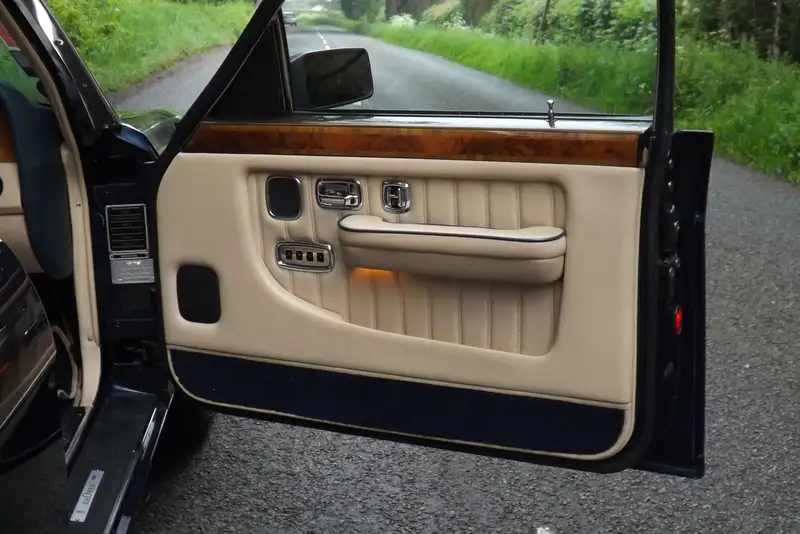 1995 Bentley Brooklands-For Sale