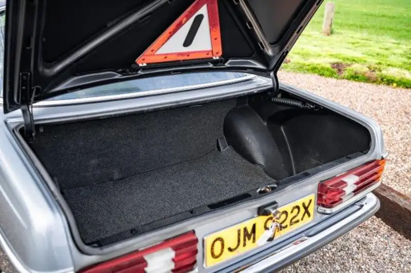 1982 Mercedes-Benz 280CE Coupé (C123)-For Sale