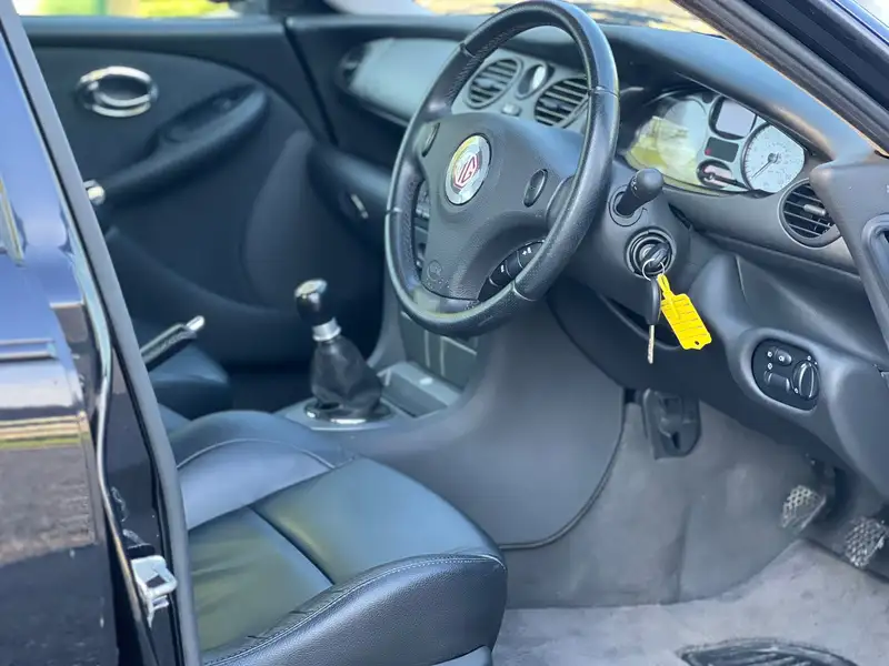 2004 MG ZT 260 V8 SE-Sold