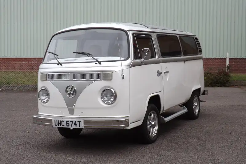 1978 Volkswagen T2 Bay Window Day Bus-Sold