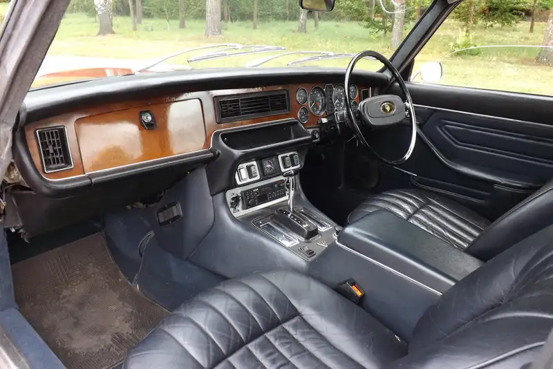1978 Daimler Double-Six V12 Coupé-Sold