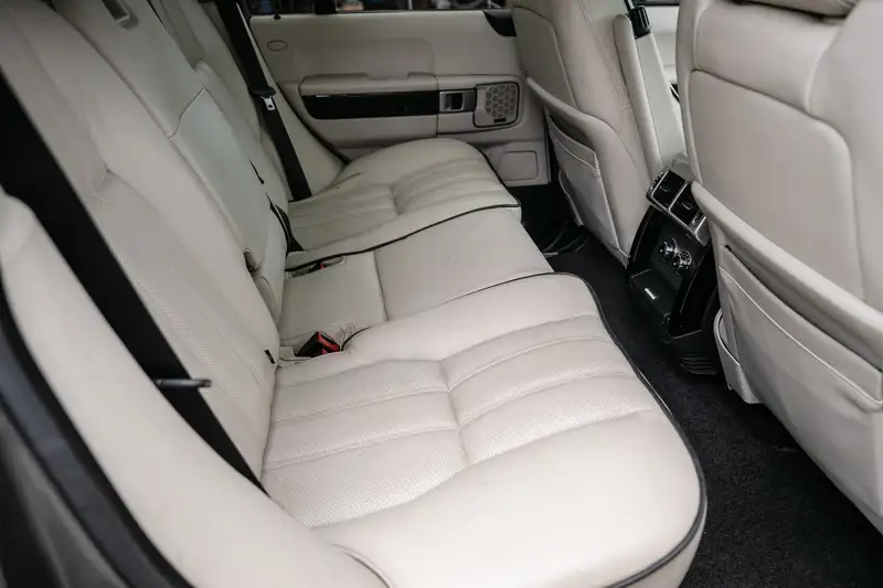 2009 Range Rover Vogue TDV8 SE (L322)-Sold