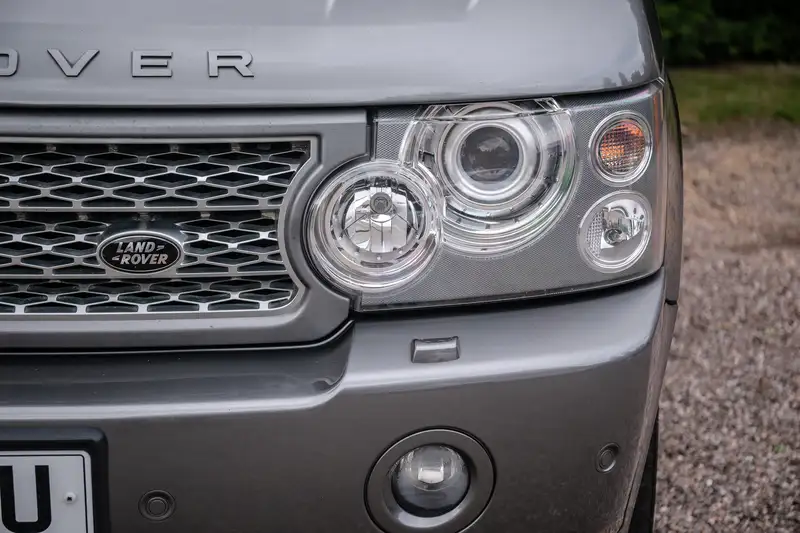 2009 Range Rover Vogue TDV8 SE (L322)-Sold