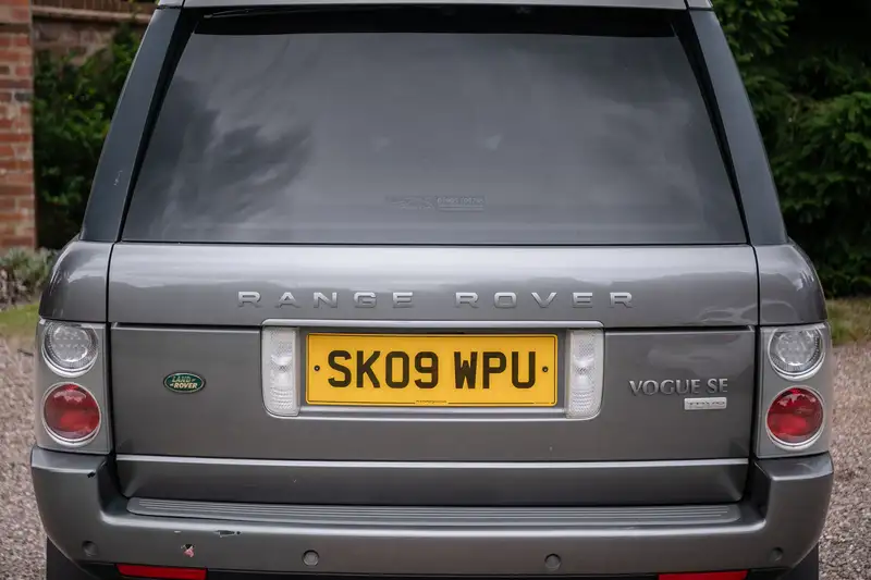 2009 Range Rover Vogue TDV8 SE (L322)-Sold