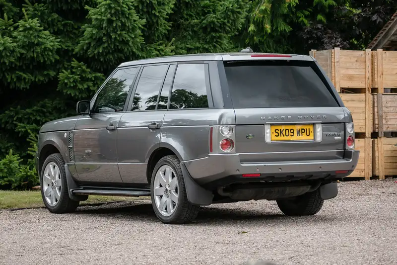 2009 Range Rover Vogue TDV8 SE (L322)-Sold