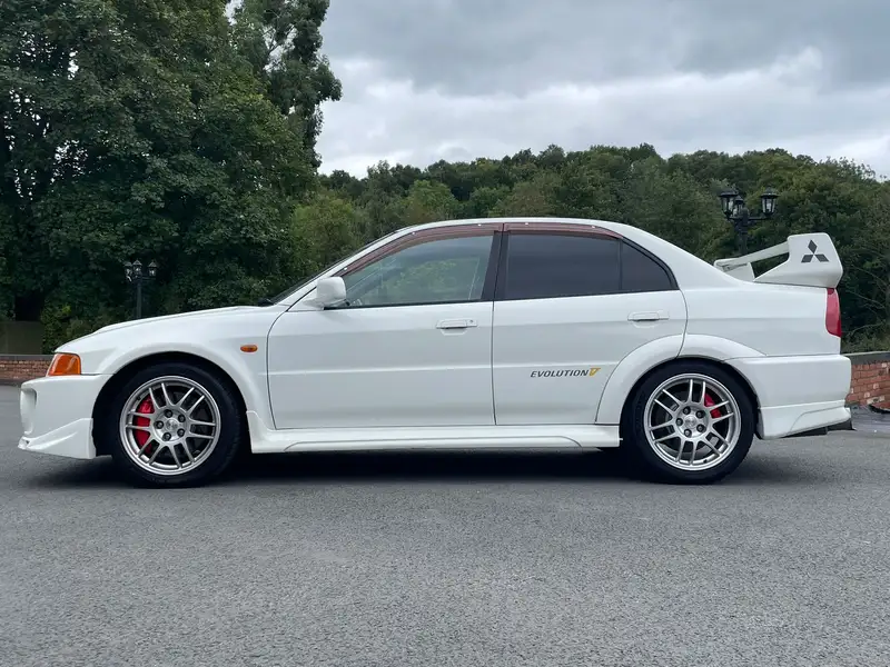 1998 Mitsubishi Lancer Evo V GSR-For Sale