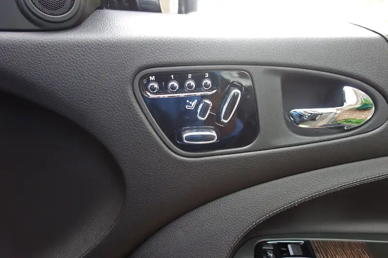 2012 Jaguar XK 5.0-Sold
