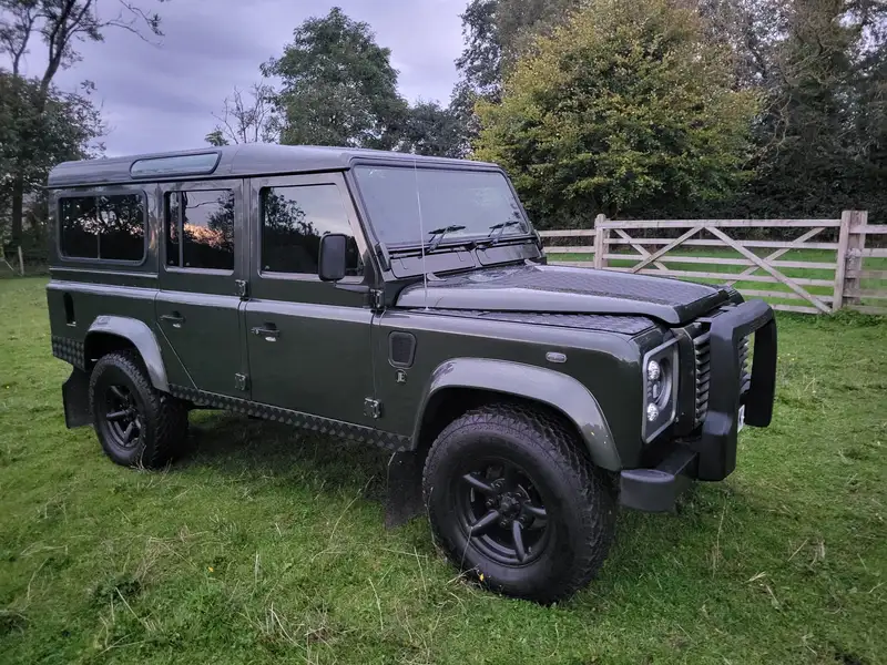 2006 Landrover Defender 110 TD5 XS-Sold