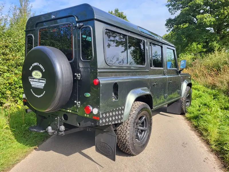 2006 Landrover Defender 110 TD5 XS-Sold