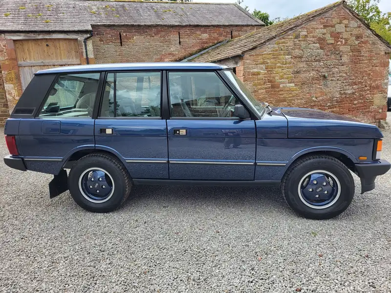 vogue レイニー Range Rover TDV8 Vogue SE (Rear Entertainment) 2008 | Surrey