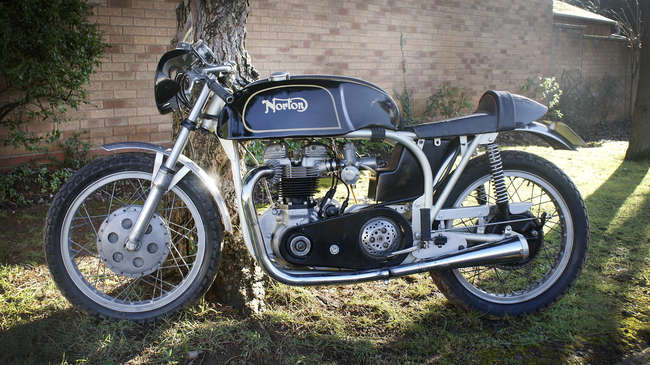 Triton 650 Pre-Unit Café Racer-Auction Lot