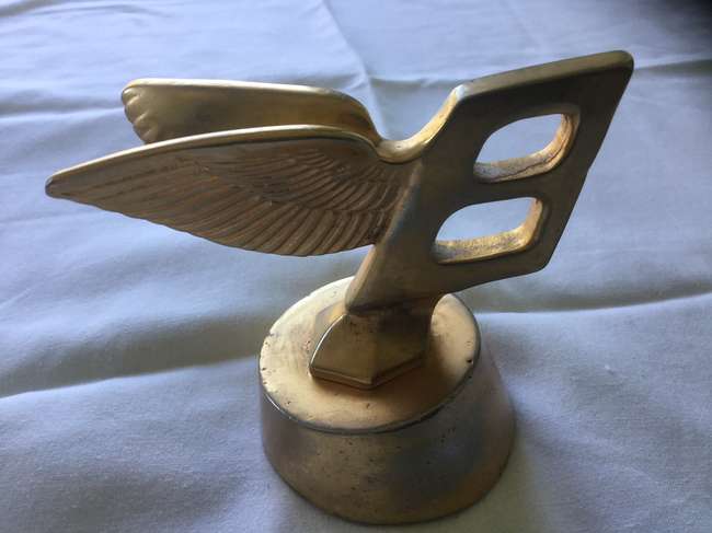 Bentley 'Flying B' car mascot.-Auction Lot