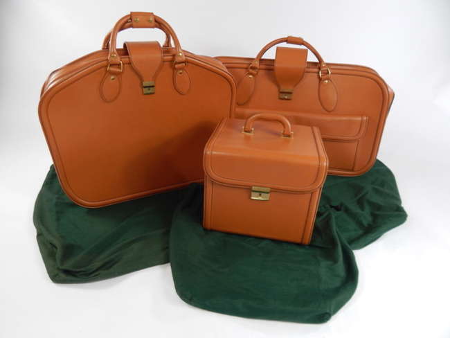 Ferrari 456 Schedoni leather luggage set.-Sold