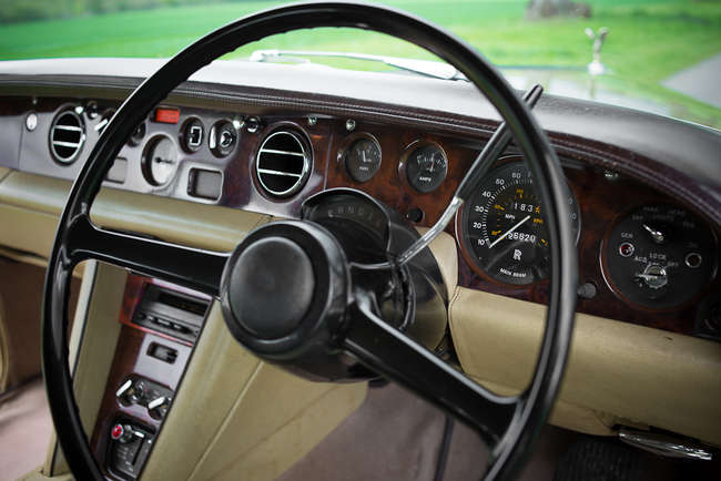 1977 Rolls-Royce Silver Shadow-Auction Lot
