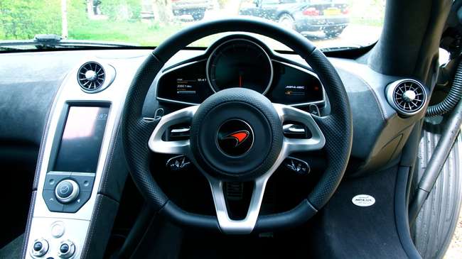 2011 McLaren MP4-12C-Auction Lot