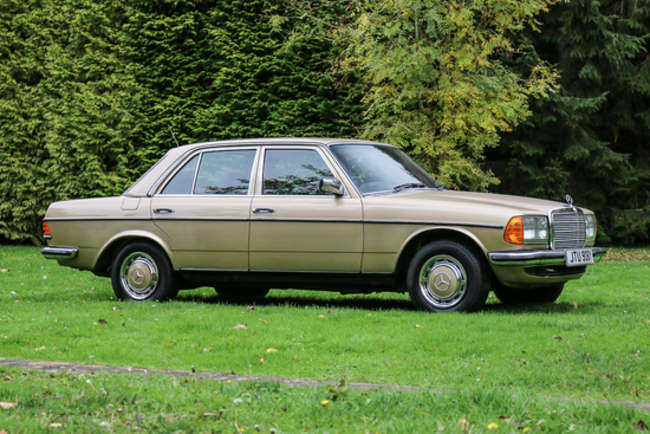 1982 Mercedes 280 E (W123) Auto-Auction Lot