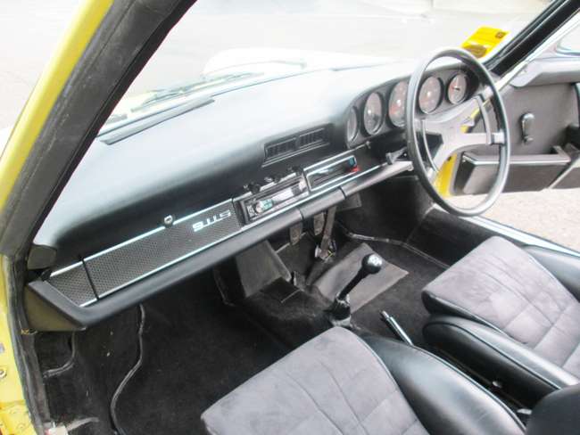 1971 Porsche 911S Targa 2.2-Auction Lot