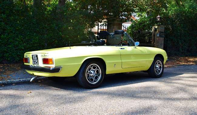 1977 Alfa Romeo 2000 Spider-Sold