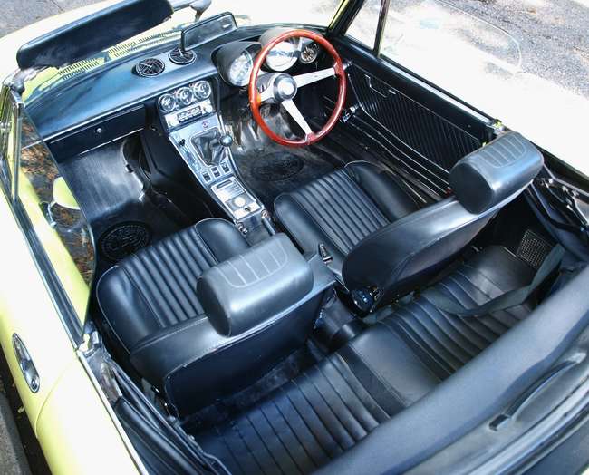 1977 Alfa Romeo 2000 Spider-Sold