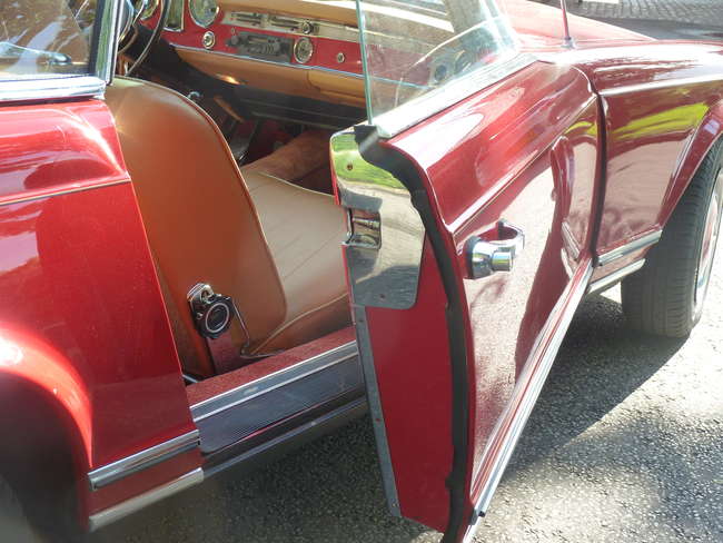 1967 Mercedes Benz 250SL Pagoda-Auction Lot