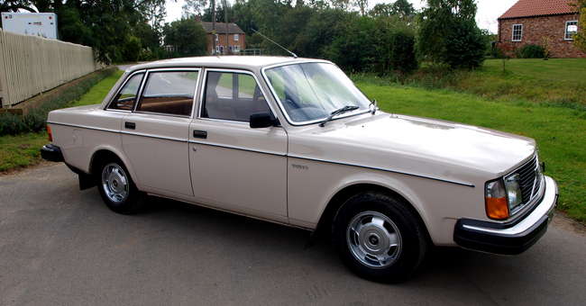 1980 Volvo 244 DL Saloon-Sold