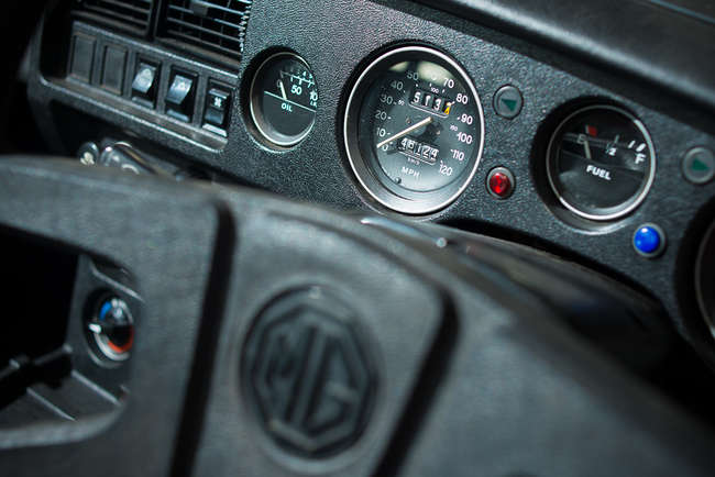 1977 MGB Roadster-Auction Lot