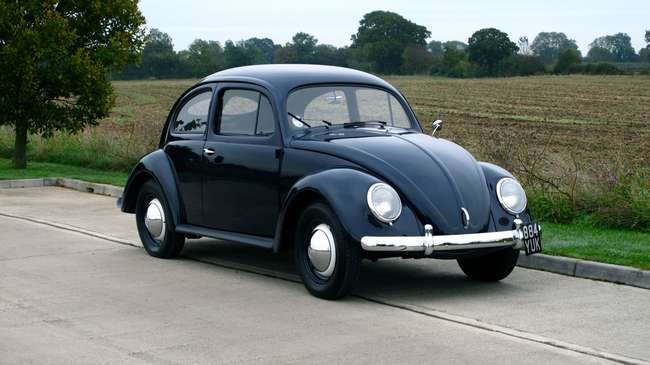 1952 Volkswagen Split-Window Beetle-Sold