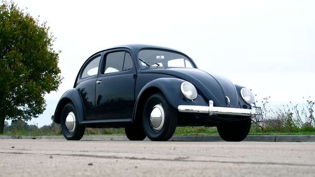 1952 Volkswagen Split-Window Beetle-Sold