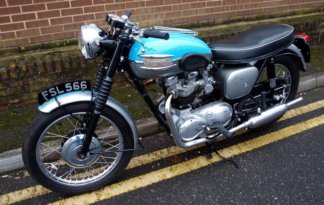 1961 Triumph Bonneville T120R Replica-Auction Lot