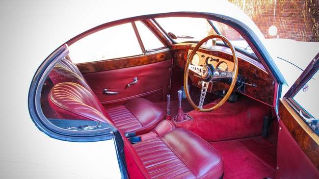 1953 Jaguar XK120 Fixedhead Coupe-Auction Lot