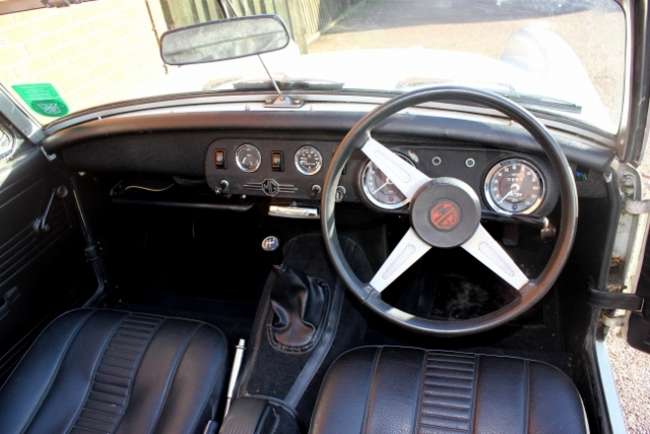 1975 MG Midget-Sold