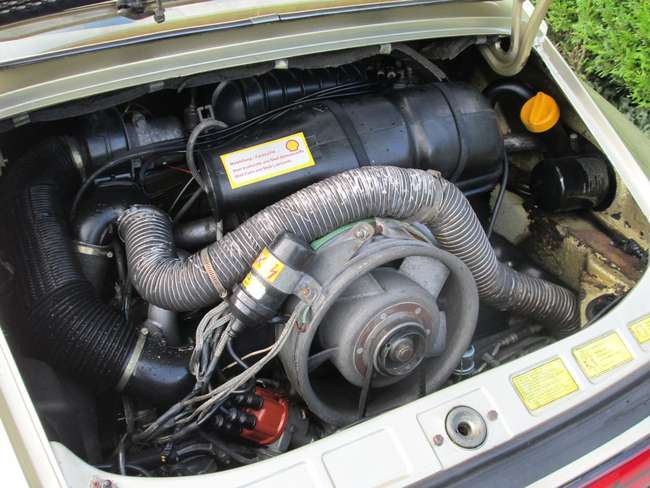 1976 Porsche 911 2.7 Coupe-Sold