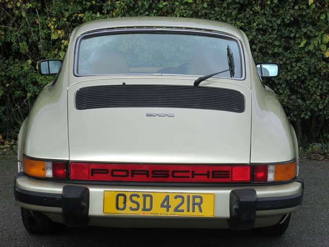 1976 Porsche 911 2.7 Coupe-Sold