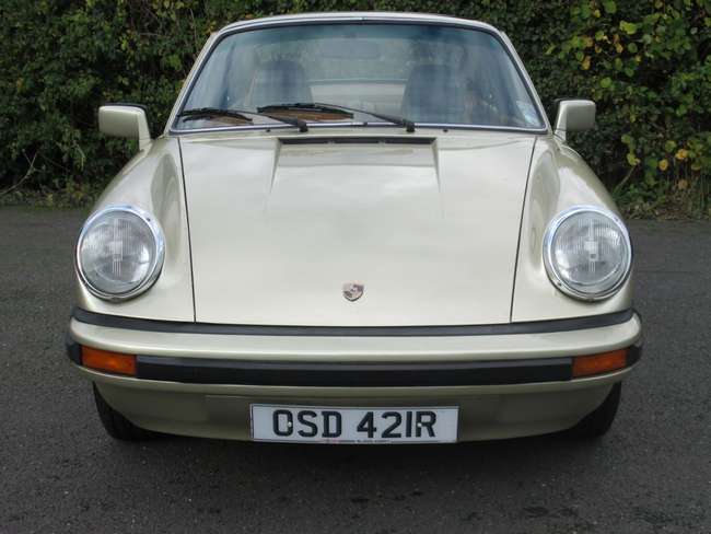 1976 Porsche 911 2.7 Coupe-Sold